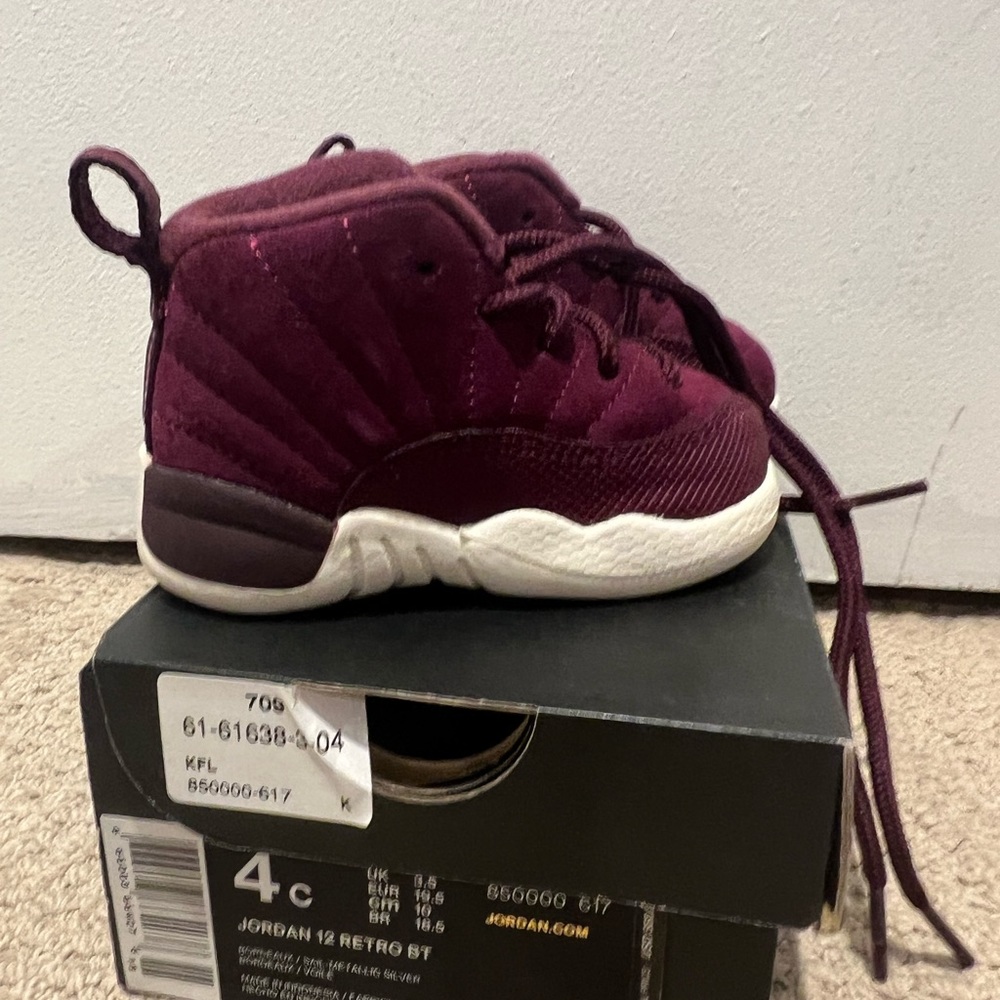 Toddler Maroon Velvet 12s